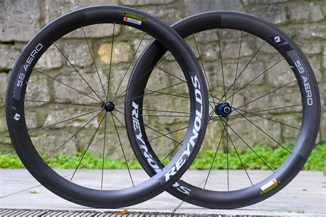 reynolds 58 aero wheelset.